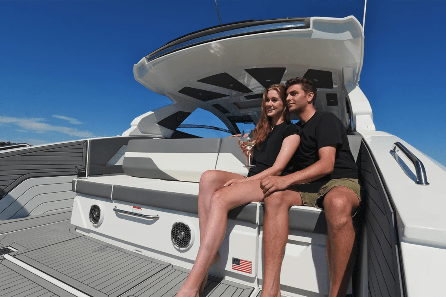 2026 Cruisers Yachts 42 GLS Outboard Image Thumbnail #9