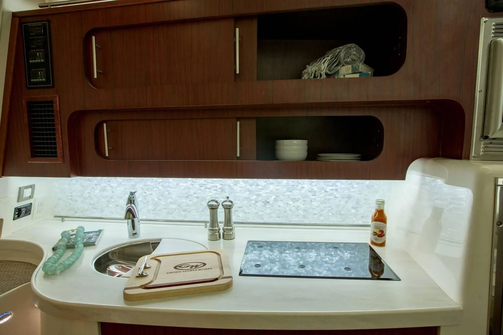 2026 Grady-White Express 370 Image Thumbnail #6