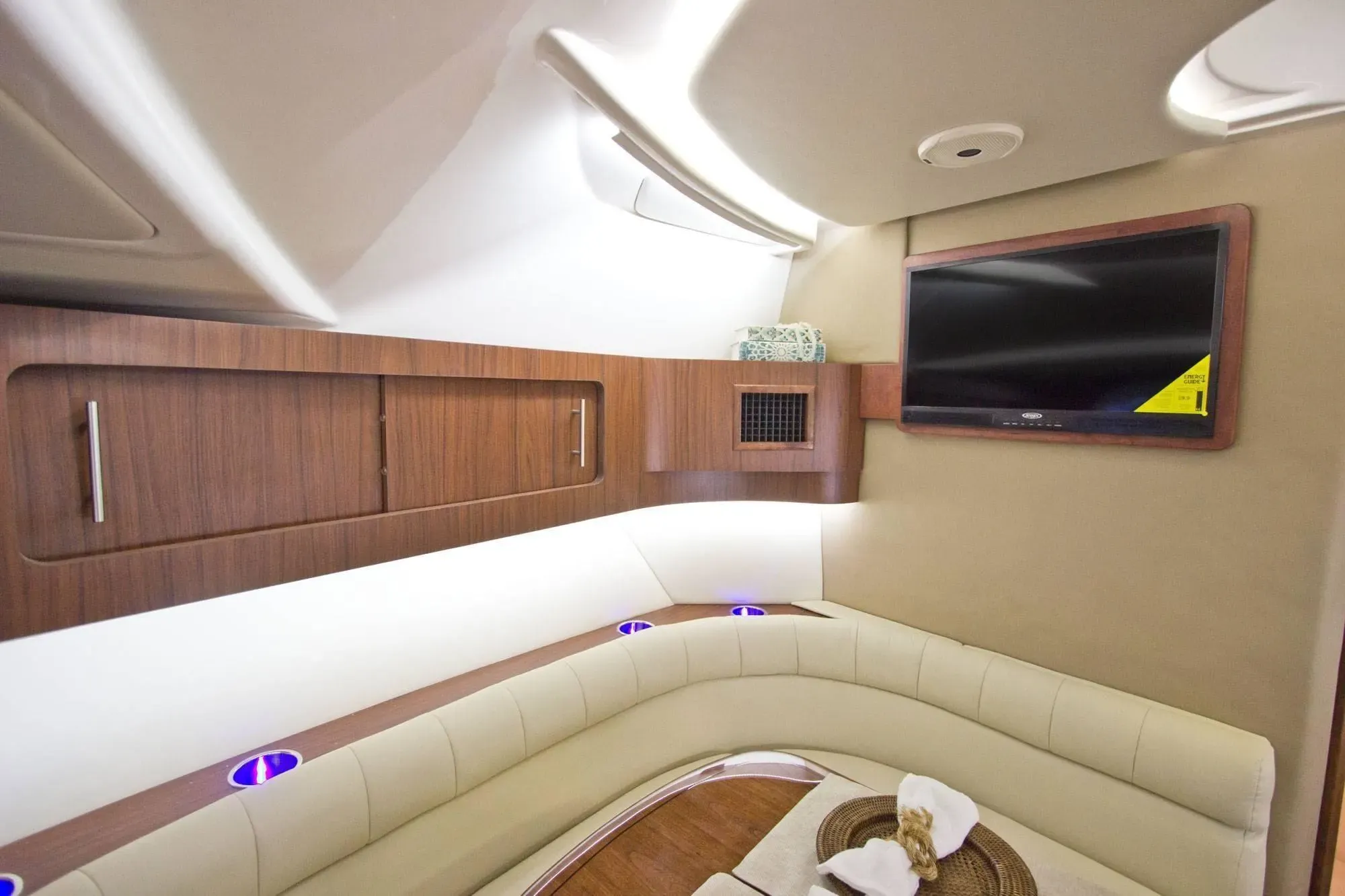 2026 Grady-White Express 370 Image Thumbnail #10