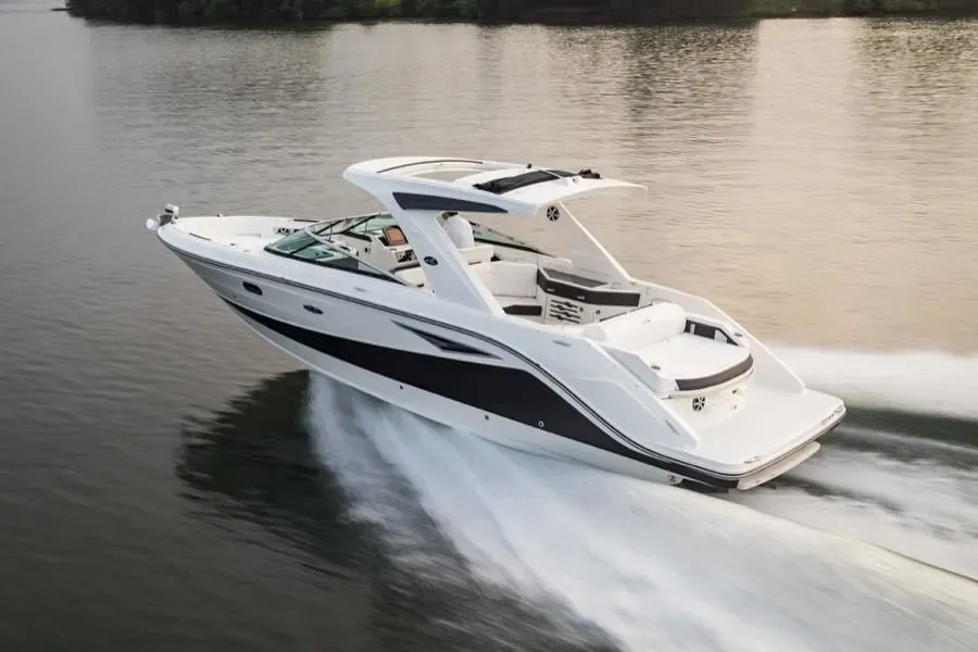 2025 Sea Ray SLX 310 Image Thumbnail #1