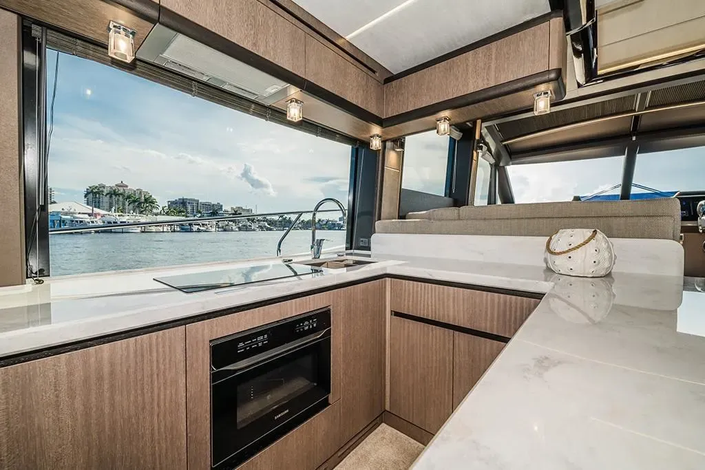 2026 Galeon 680 FLY Image Thumbnail #60