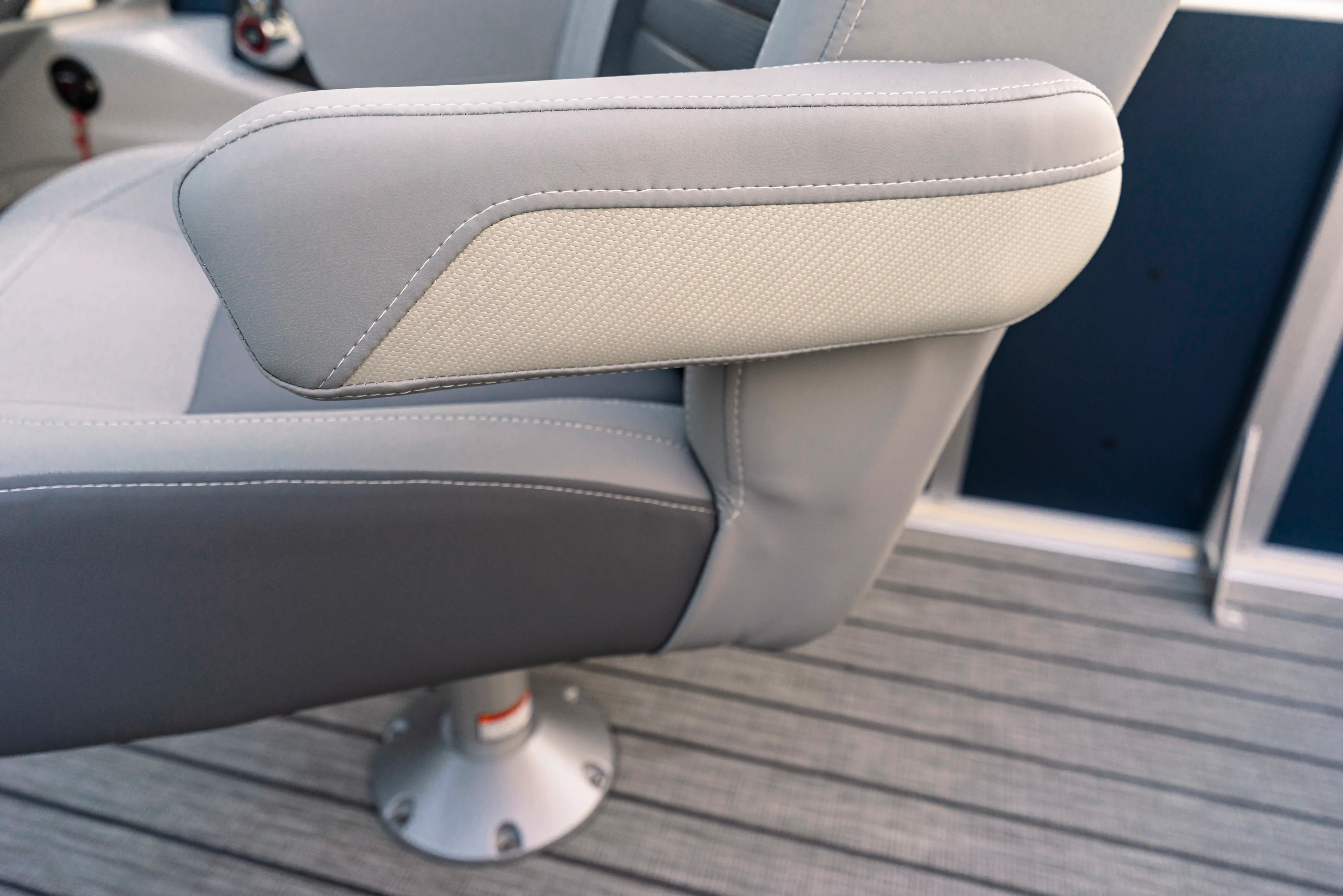 2026 Harris Solstice 230 Image Thumbnail #33