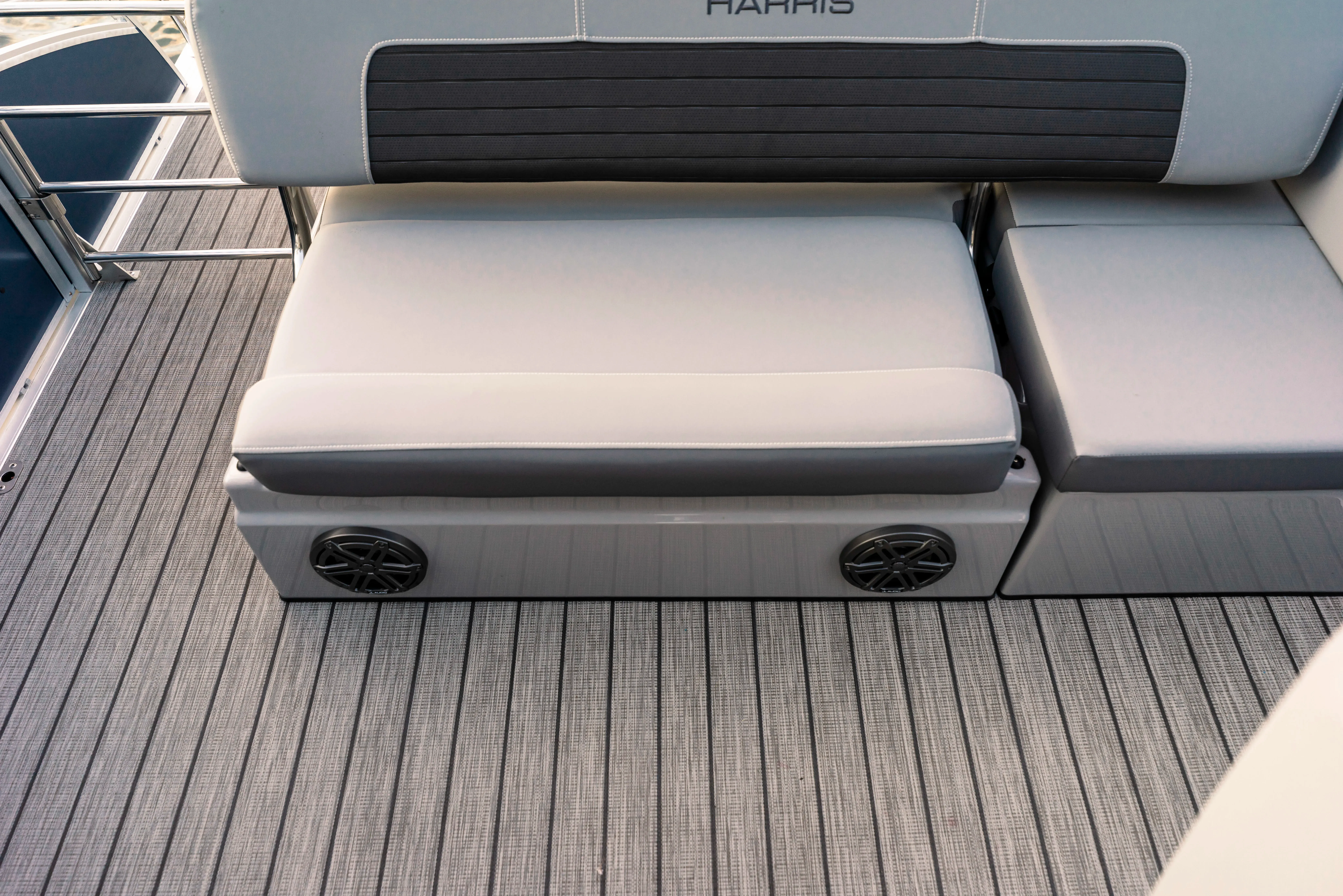 2026 Harris Solstice 230 Image Thumbnail #27