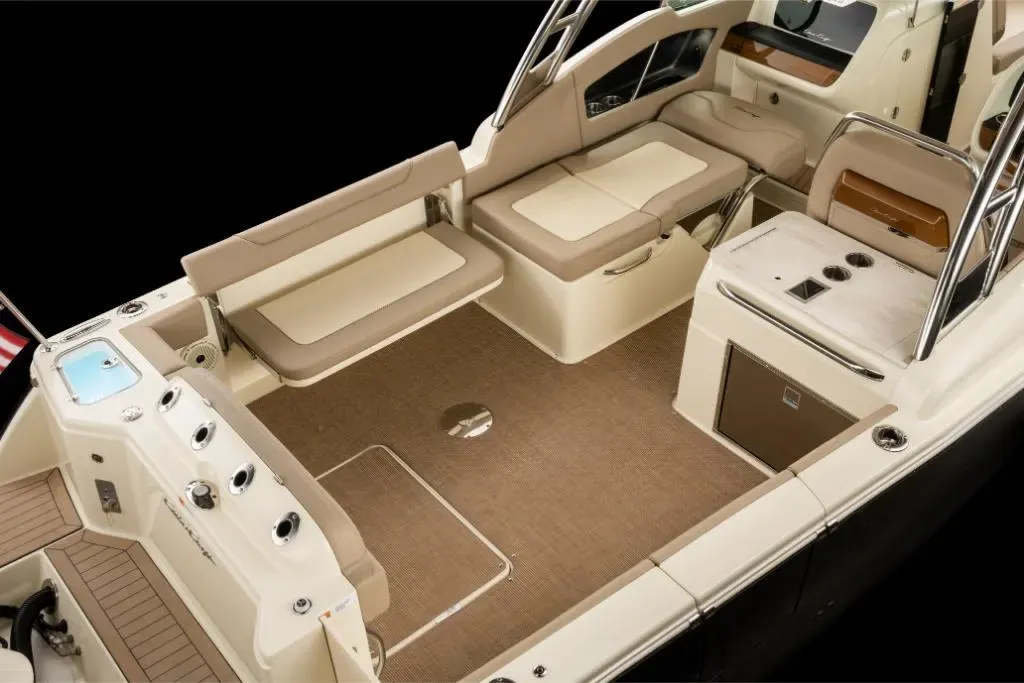 2025 Chris-Craft Calypso 28 Image Thumbnail #8