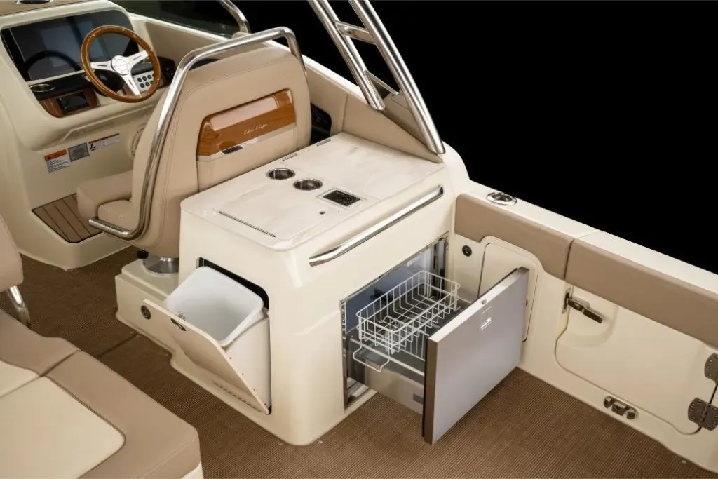 2025 Chris-Craft Calypso 28 Image Thumbnail #13