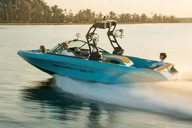 2025 Nautique Ski Nautique 200 Image Thumbnail #1