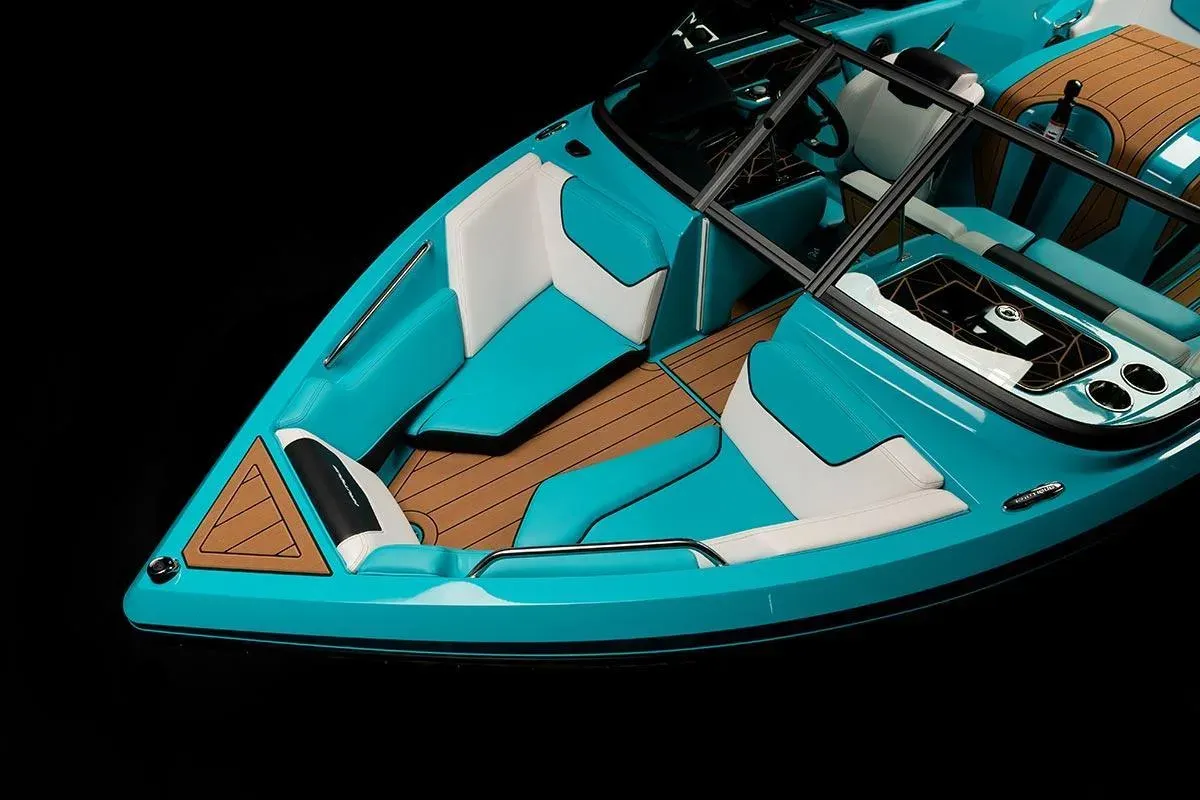 2025 Nautique Ski Nautique 200 Image Thumbnail #7