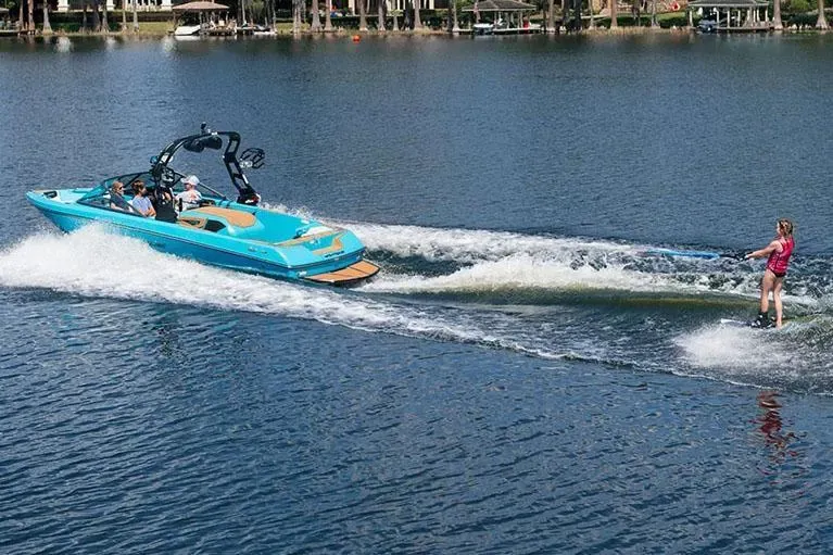 2025 Nautique Ski Nautique 200 Image Thumbnail #6