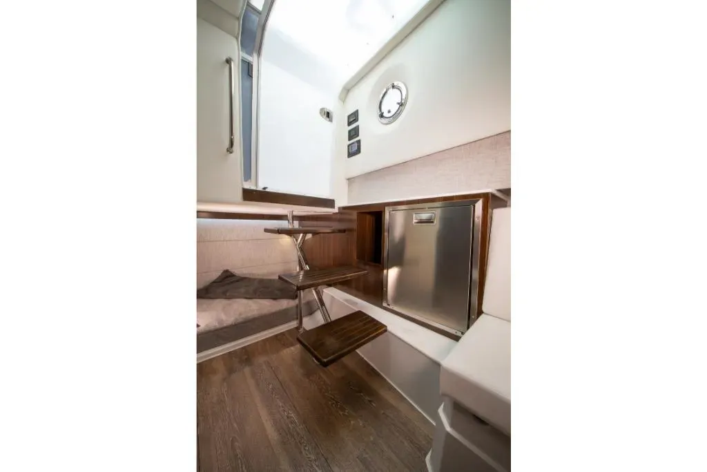 2026 Cruisers Yachts 34 GLS Image Thumbnail #36