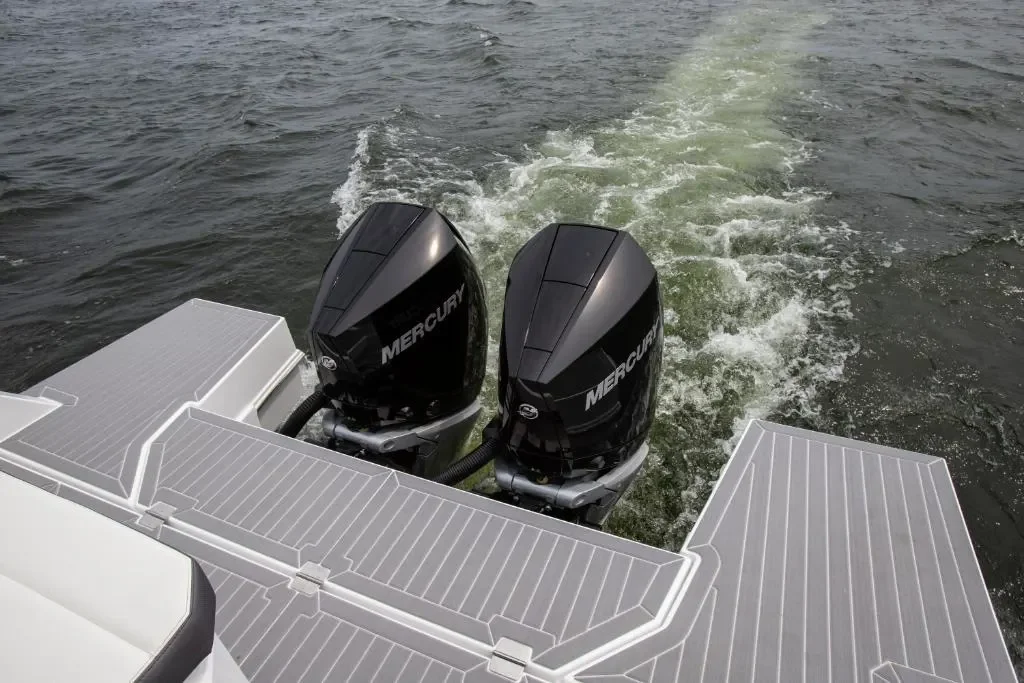 2026 Cruisers Yachts 34 GLS Image Thumbnail #30