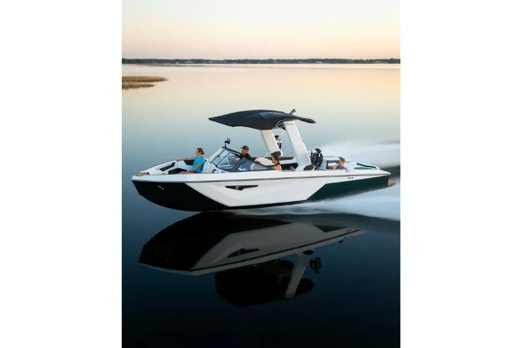 2026 Nautique Super Air Nautique S25 Image Thumbnail #25