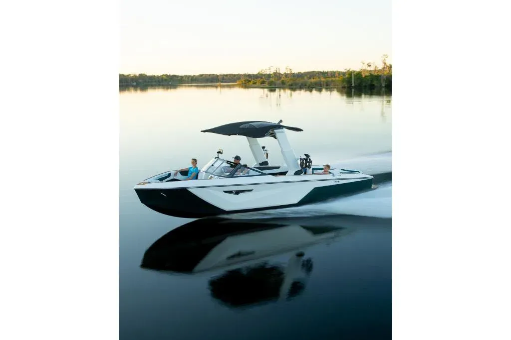 2026 Nautique Super Air Nautique S25 Image Thumbnail #35