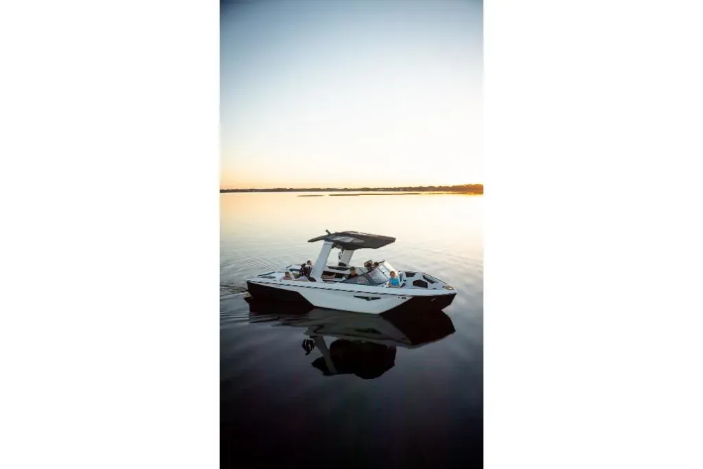 2026 Nautique Super Air Nautique S25 Image Thumbnail #53