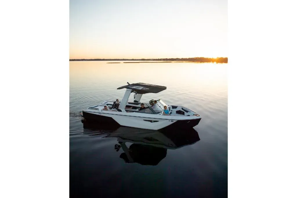 2026 Nautique Super Air Nautique S25 Image Thumbnail #54