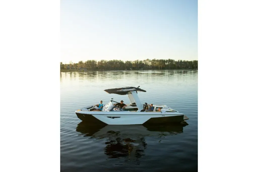 2026 Nautique Super Air Nautique S25 Image Thumbnail #73