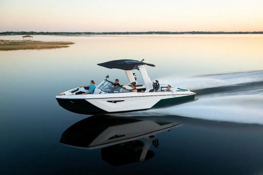 2026 Nautique Super Air Nautique S25 Image Thumbnail #0