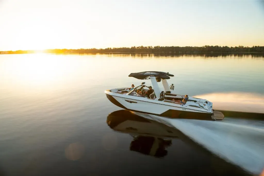 2026 Nautique Super Air Nautique S25 Image Thumbnail #2