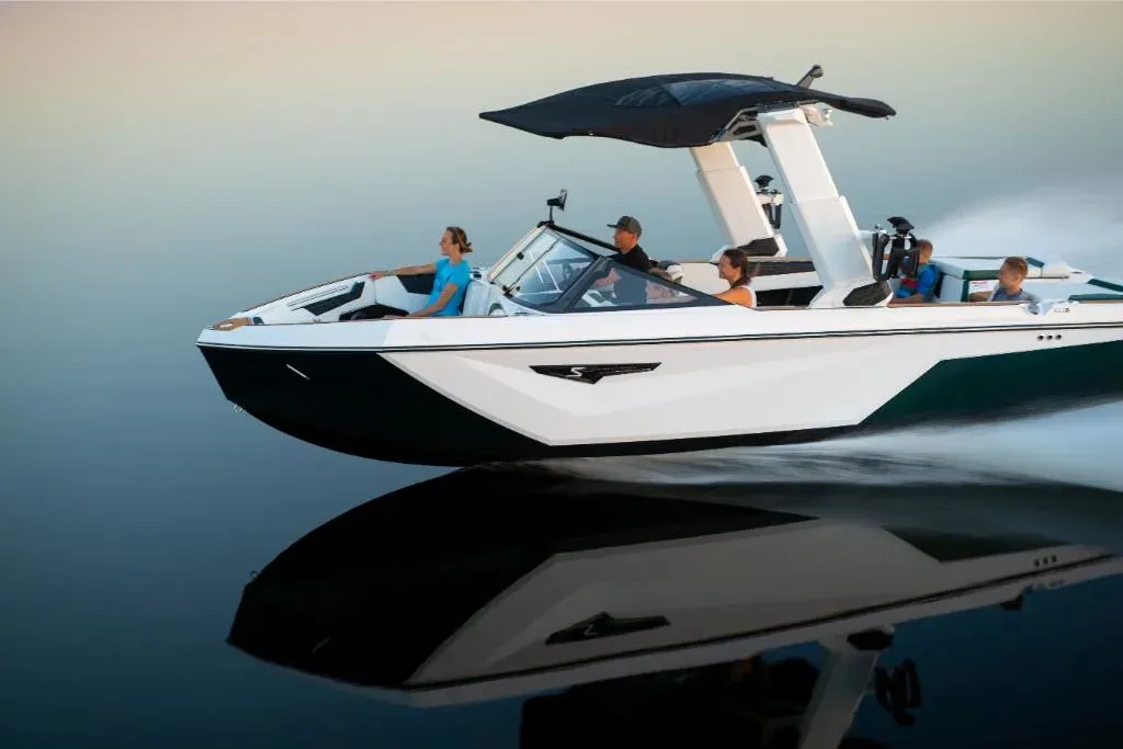 2026 Nautique Super Air Nautique S25 Image Thumbnail #5
