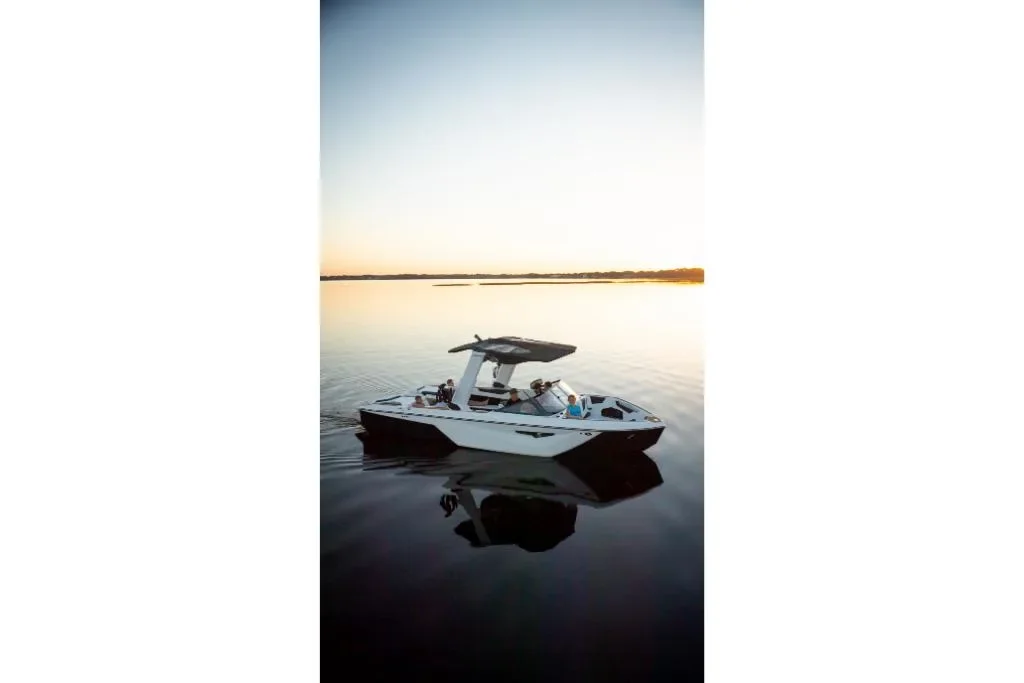 2026 Nautique Super Air Nautique S25 Image Thumbnail #53