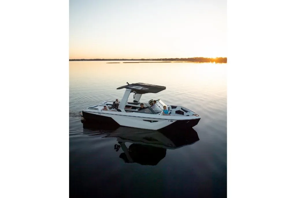 2026 Nautique Super Air Nautique S25 Image Thumbnail #54
