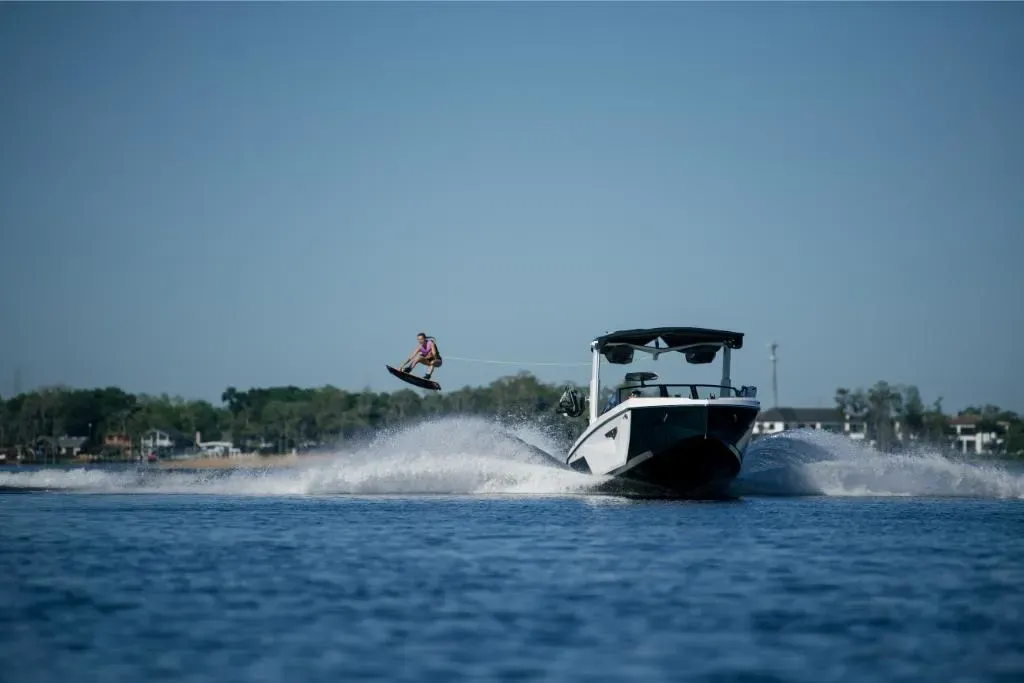 2026 Nautique Super Air Nautique S25 Image Thumbnail #93