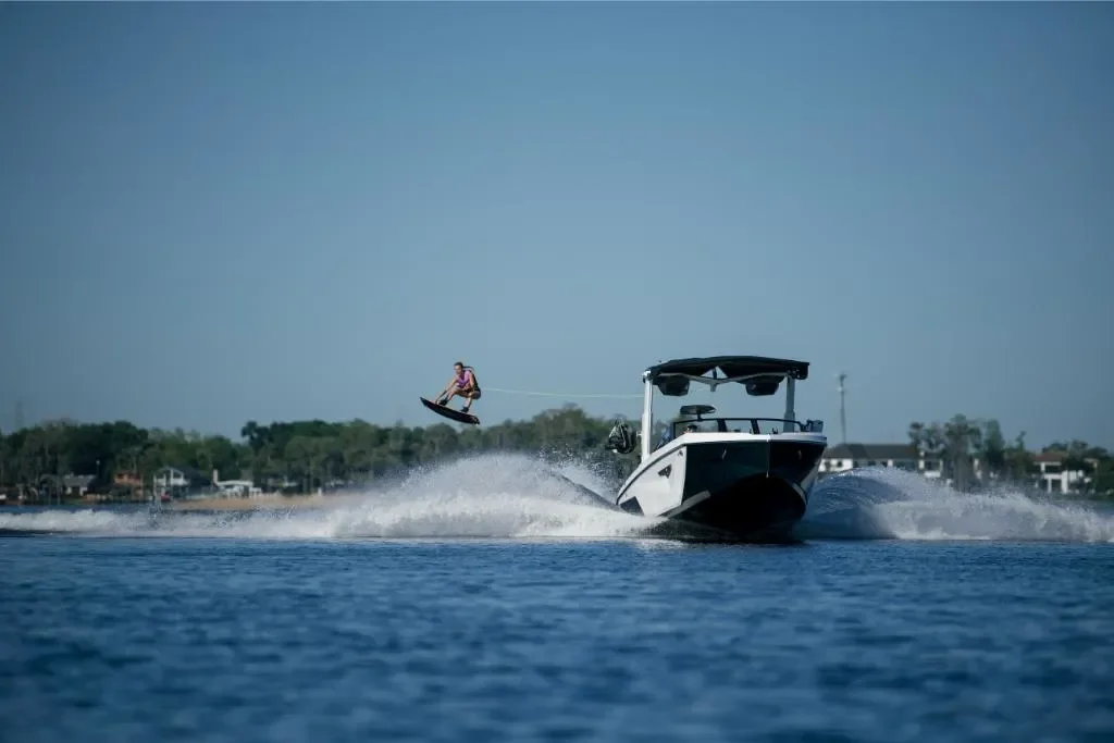 2026 Nautique Super Air Nautique S25 Image Thumbnail #93