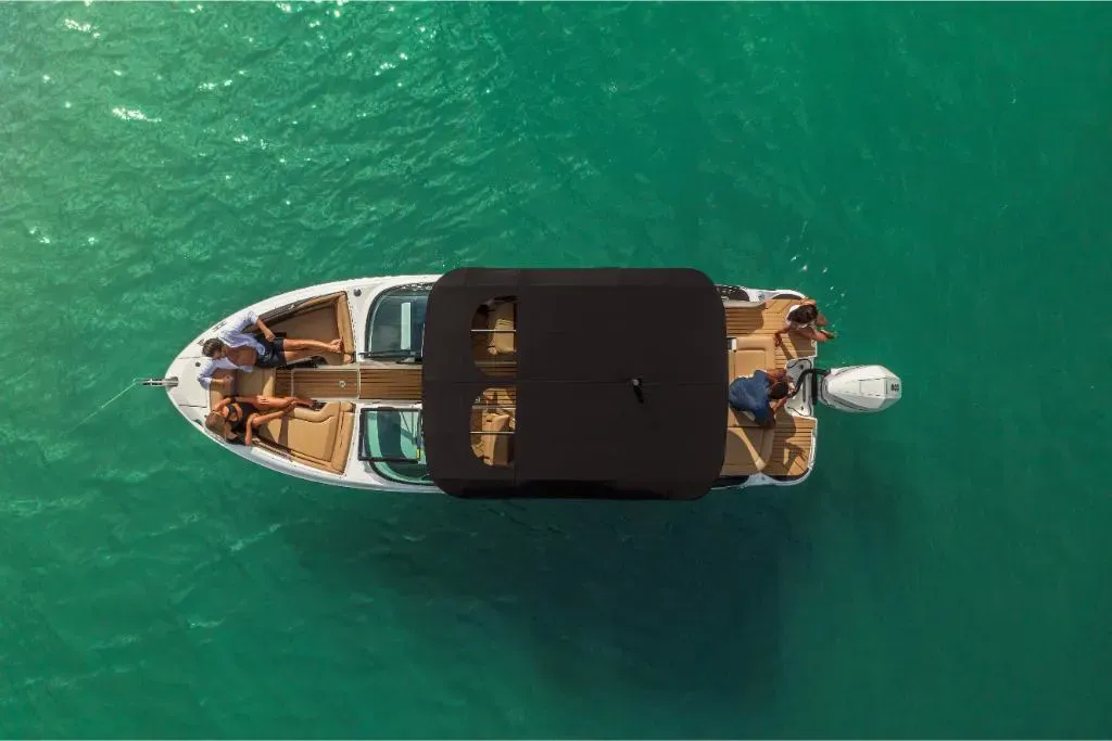 2026 Sea Ray SLX 260 Outboard Image Thumbnail #5