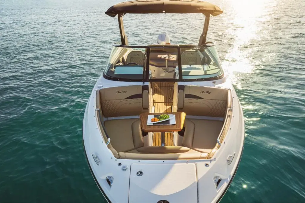 2026 Sea Ray SLX 260 Outboard Image Thumbnail #16