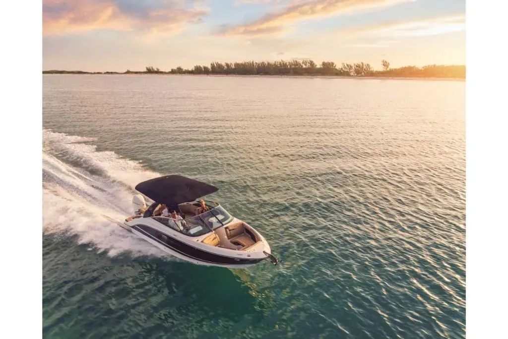 2026 Sea Ray SLX 260 Outboard Image Thumbnail #26