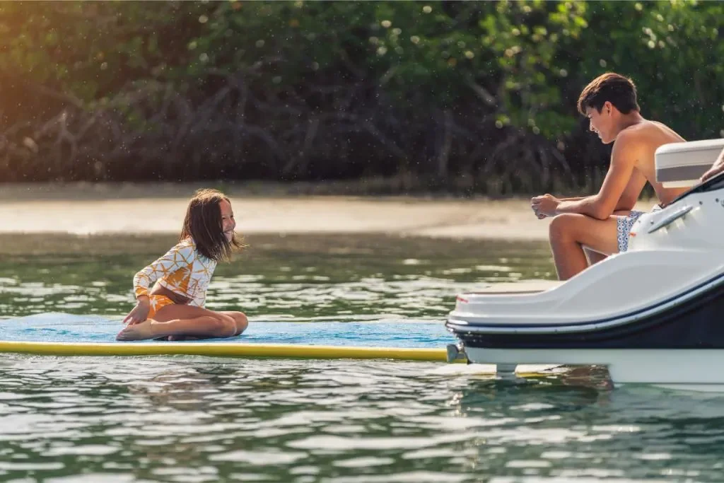 2026 Sea Ray SLX 260 Image Thumbnail #24