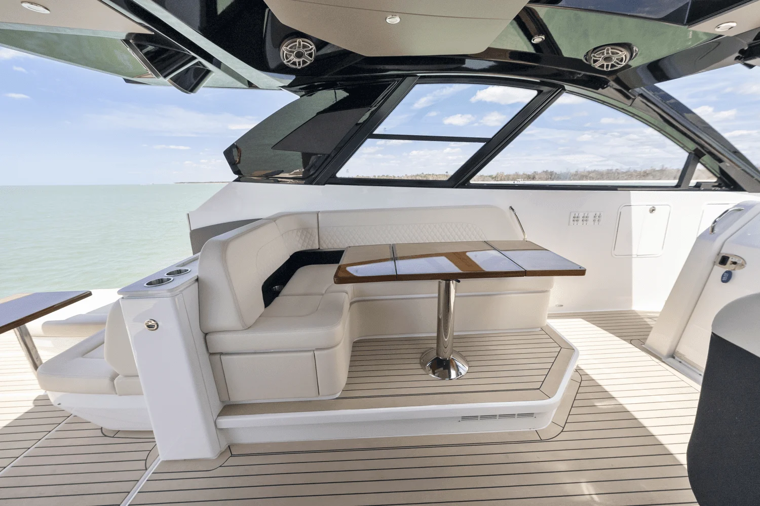 2023 Cruisers Yachts
                                                             50 GLS Image Thumbnail #71