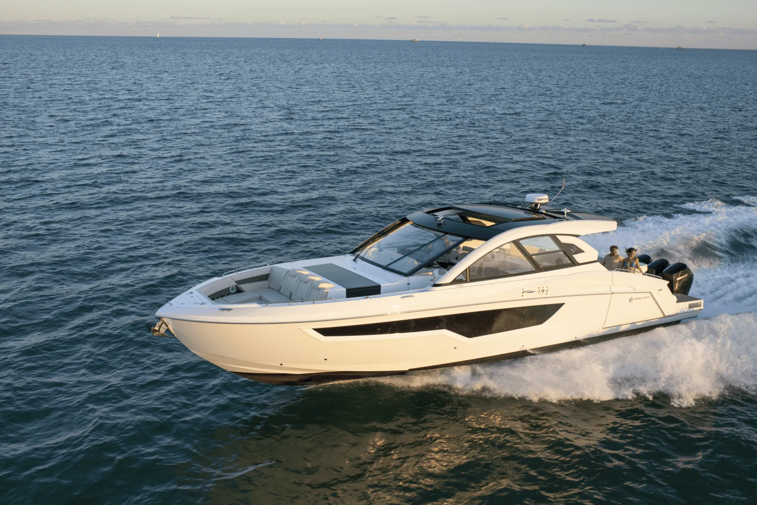 2023 Cruisers Yachts
                                                             50 GLS Image Thumbnail #12
