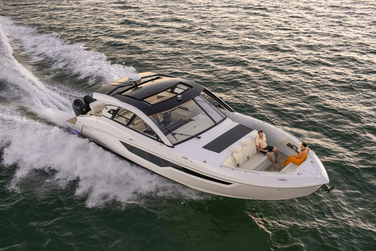 2023 Cruisers Yachts
                                                             50 GLS Image Thumbnail #2