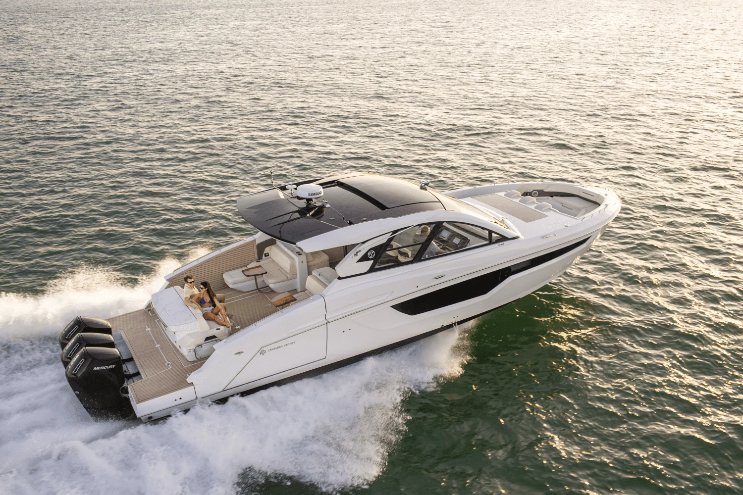 2023 Cruisers Yachts
                                                             50 GLS Image Thumbnail #4