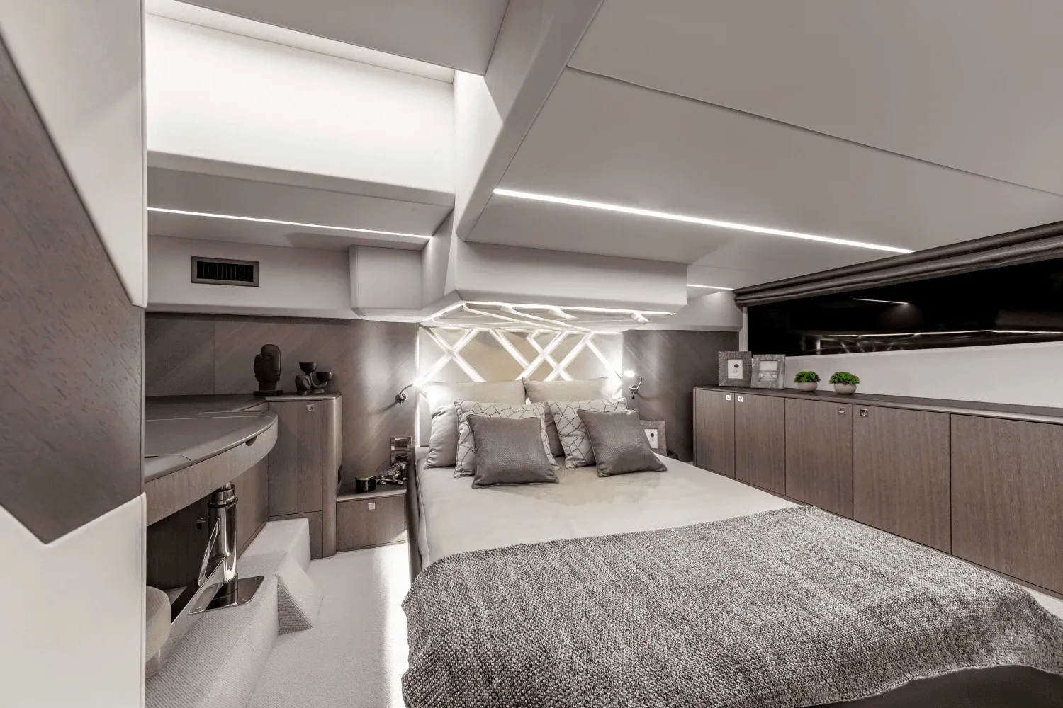 2026 Galeon 440 FLY Image Thumbnail #56