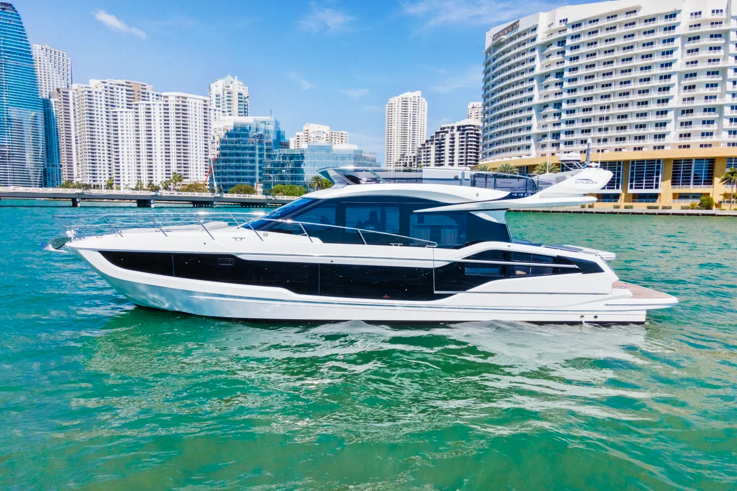 2026 Galeon 440 FLY Image Thumbnail #2