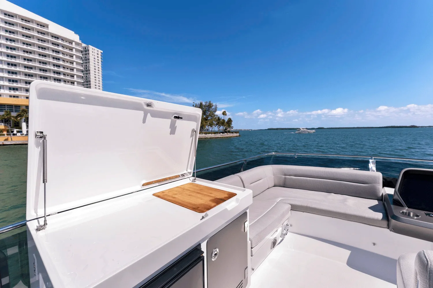 2026 Galeon 440 FLY Image Thumbnail #23