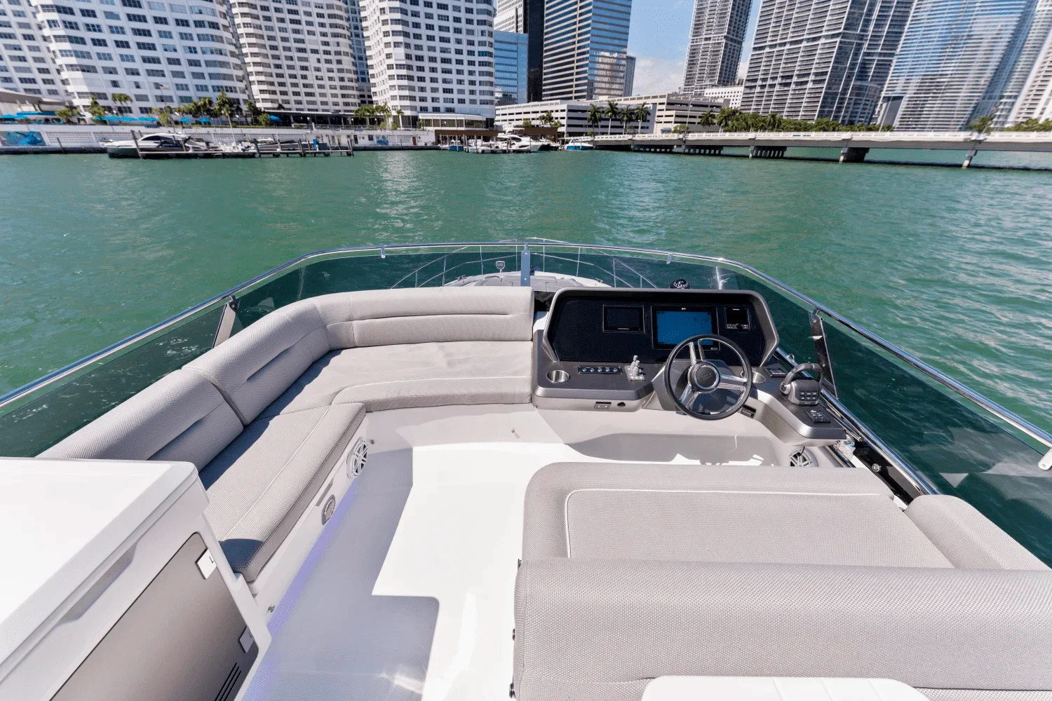 2026 Galeon 440 FLY Image Thumbnail #18