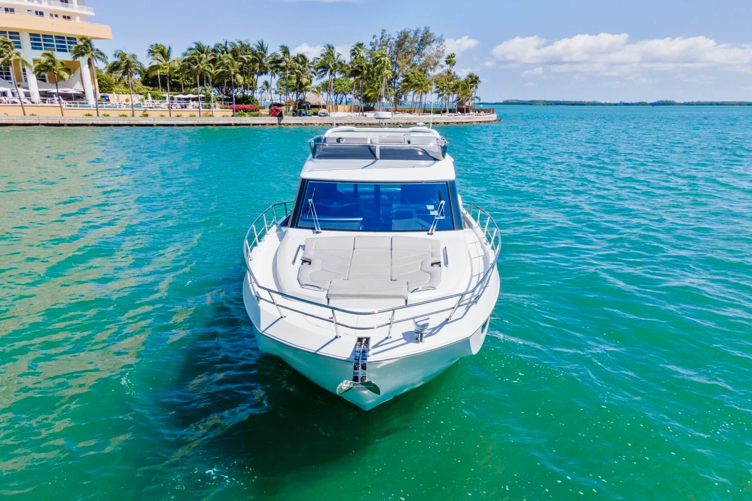 2026 Galeon 440 FLY Image Thumbnail #3