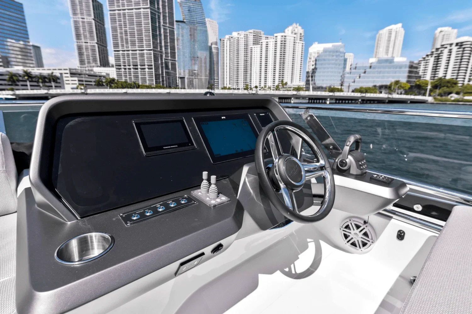 2026 Galeon 440 FLY Image Thumbnail #20