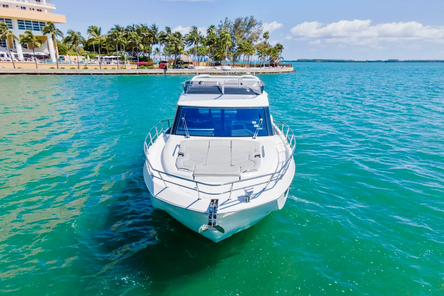 2026 Galeon 440 FLY Image Thumbnail #3