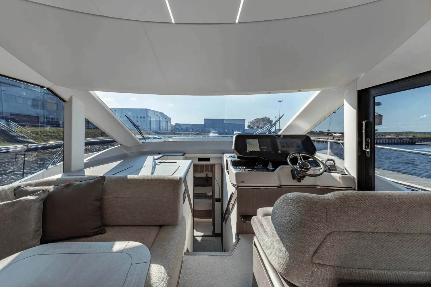 2026 Galeon 560 FLY Image Thumbnail #22