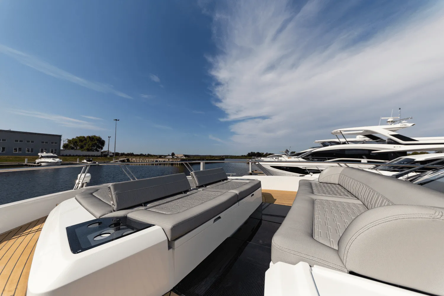 2026 Galeon 560 FLY Image Thumbnail #70
