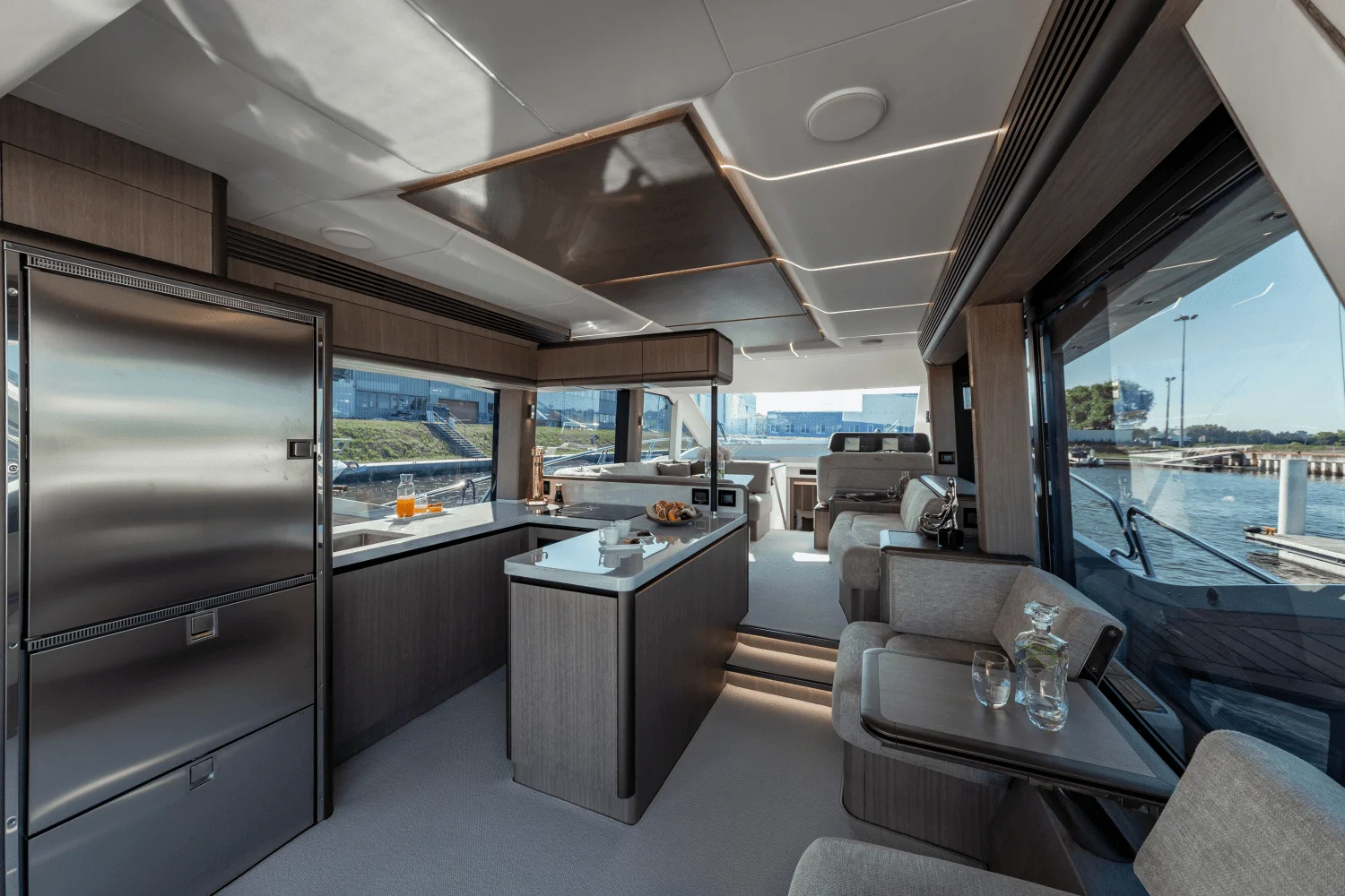 2026 Galeon
                                                             560 FLY Image Thumbnail #16