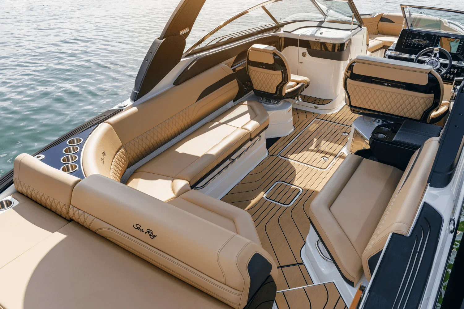 2026 Sea Ray SLX 280 Outboard Image Thumbnail #13