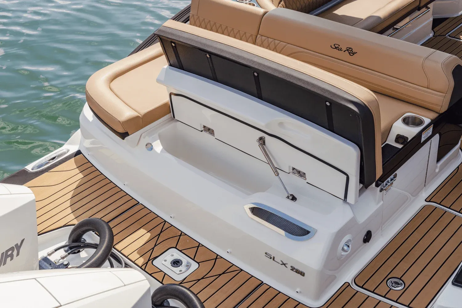 2026 Sea Ray SLX 280 Outboard Image Thumbnail #12