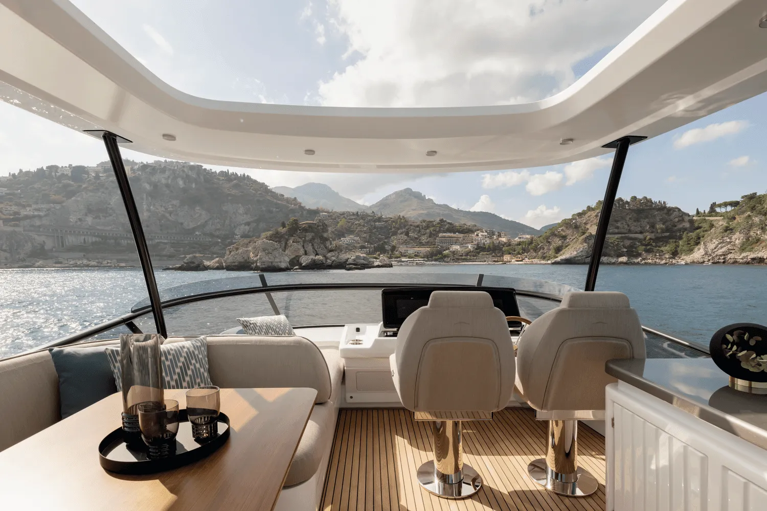 2026 Azimut Magellano 60 Image Thumbnail #10