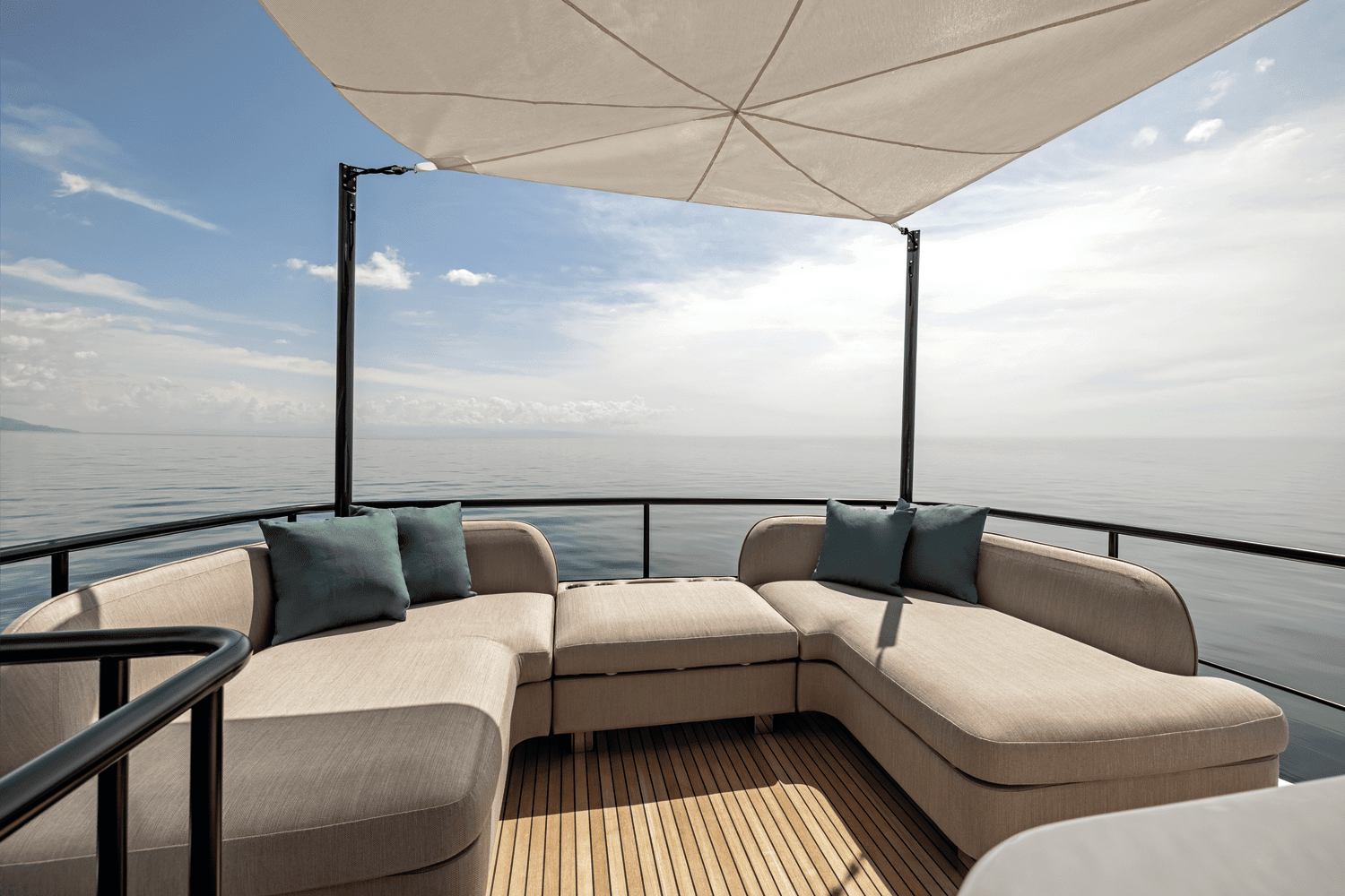 2026 Azimut Magellano 60 Image Thumbnail #14