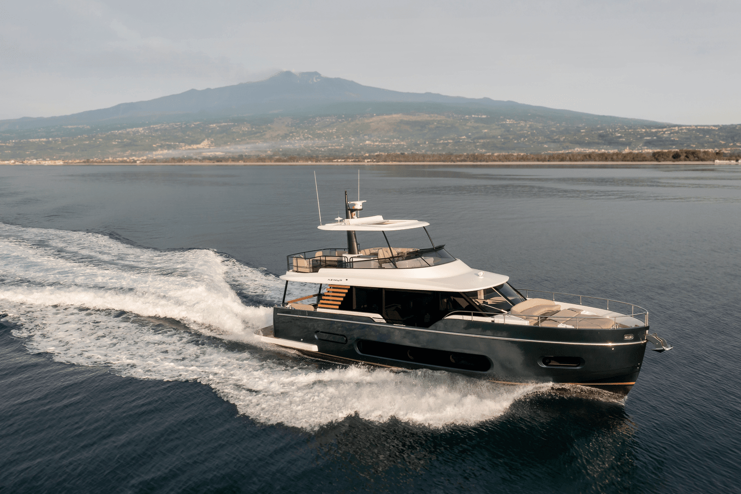 2026 Azimut Magellano 60 Image Thumbnail #1