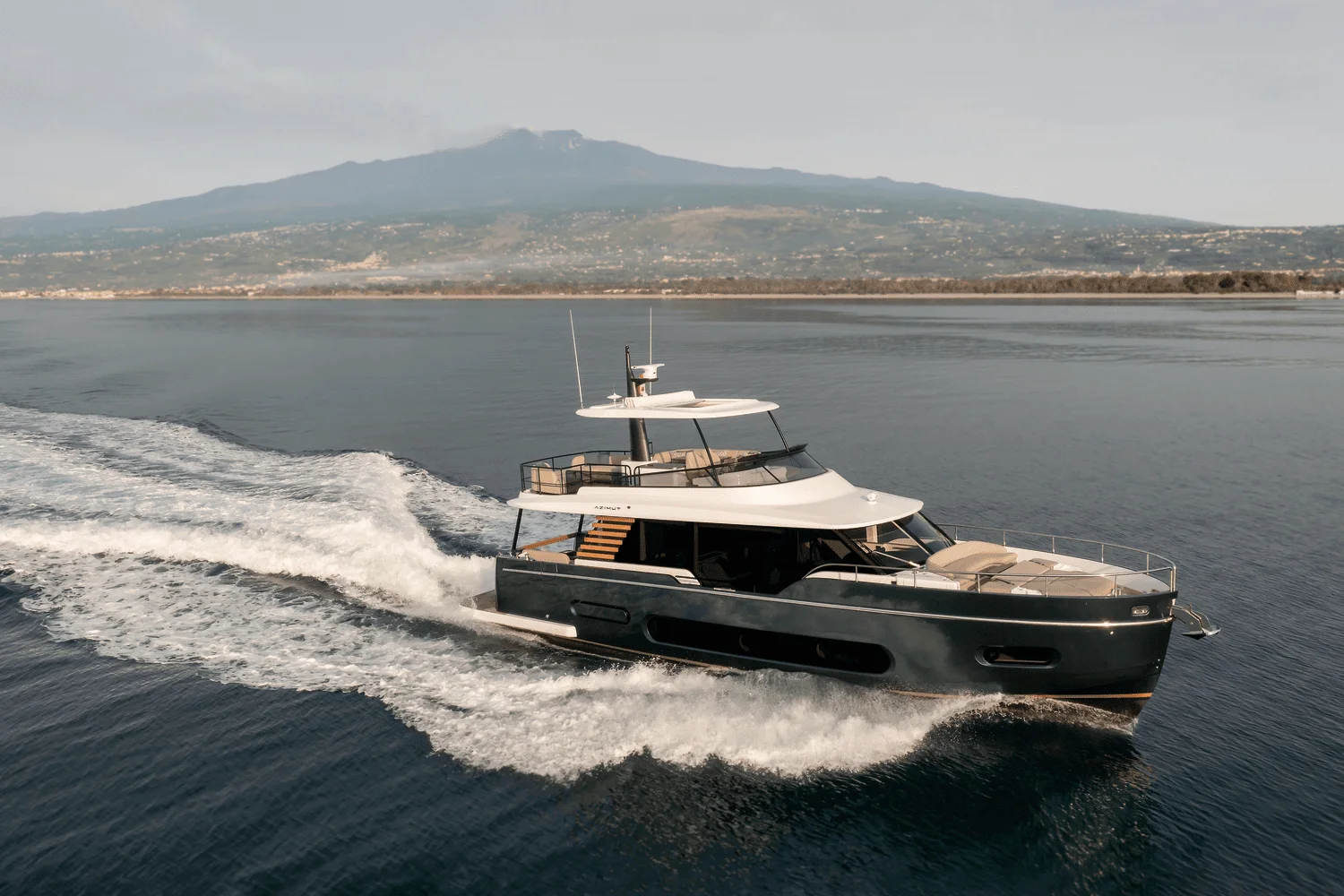 2026 Azimut Magellano 60 Image Thumbnail #1